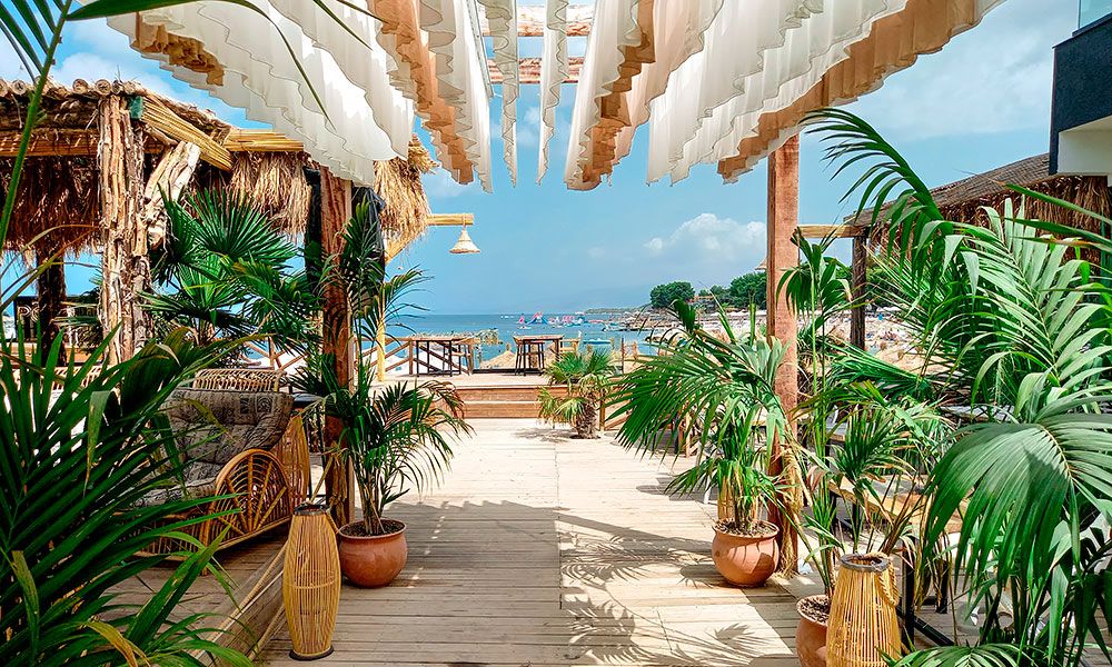 /api/cms/uploads/albania_ksamil2_a897eacccd.jpg