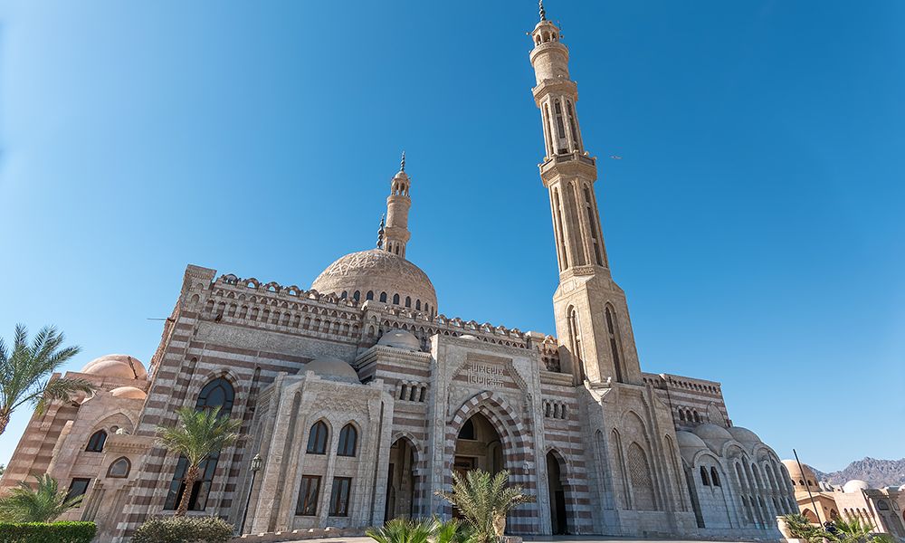 /api/cms/uploads/egypt_sharm_el_sheikh_Al_Mustafa_Mosque_7db89b1a13.jpg